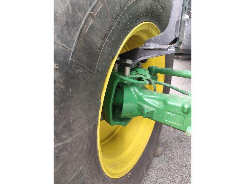 Traktor of the type John Deere 6155R, Gebrauchtmaschine in SAINT GENEST D'AMBIERE (Picture 10)
