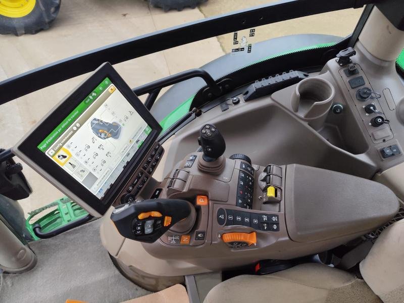 Traktor du type John Deere 6155R, Gebrauchtmaschine en SAINT GENEST D'AMBIERE (Photo 11)