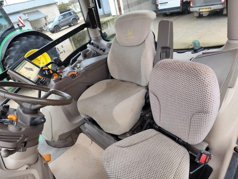 Traktor du type John Deere 6155R, Gebrauchtmaschine en SAINT GENEST D'AMBIERE (Photo 10)