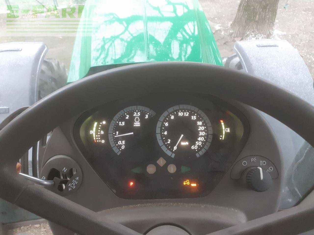 Traktor Türe ait John Deere 6155R, Gebrauchtmaschine içinde Hamburg (resim 11)