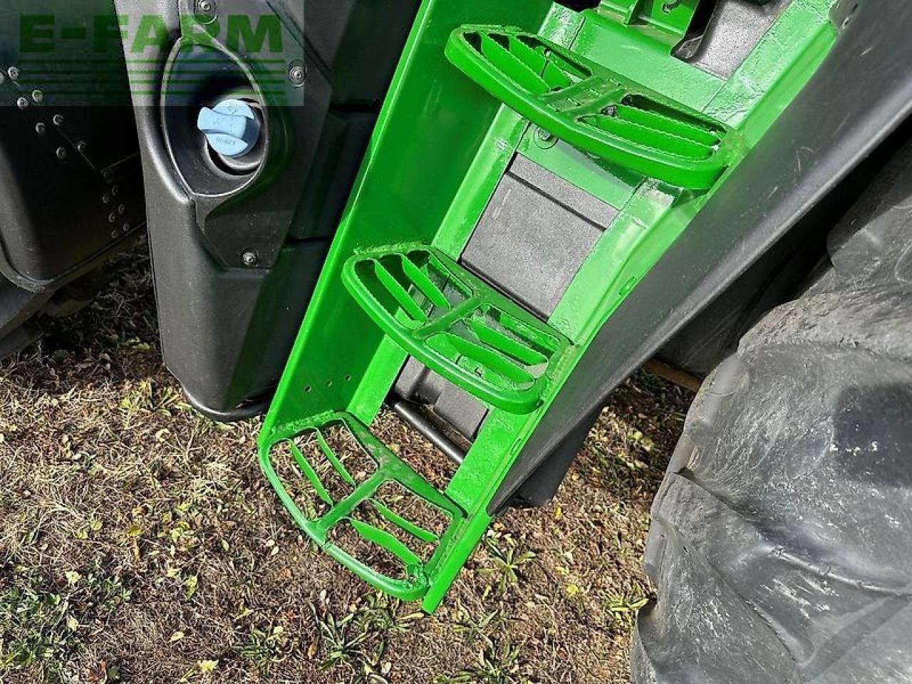 Traktor от тип John Deere 6155r, Gebrauchtmaschine в SZEGED (Снимка 20)