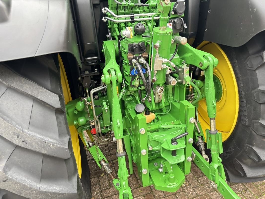 Traktor типа John Deere 6155R, Gebrauchtmaschine в Staphorst (Фотография 4)