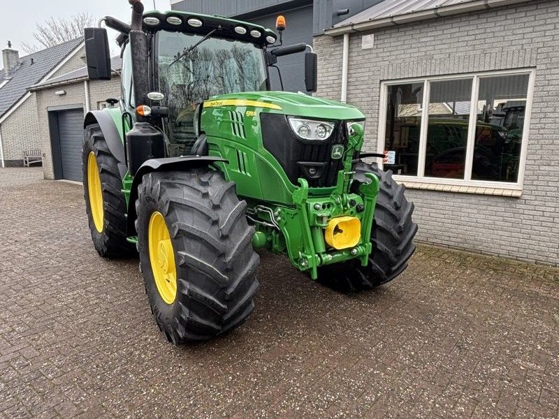 Traktor des Typs John Deere 6155R, Gebrauchtmaschine in Staphorst (Bild 1)