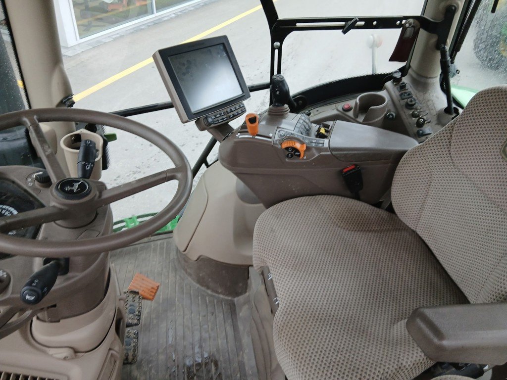 Traktor du type John Deere 6155R, Gebrauchtmaschine en Lengnau (Photo 6)