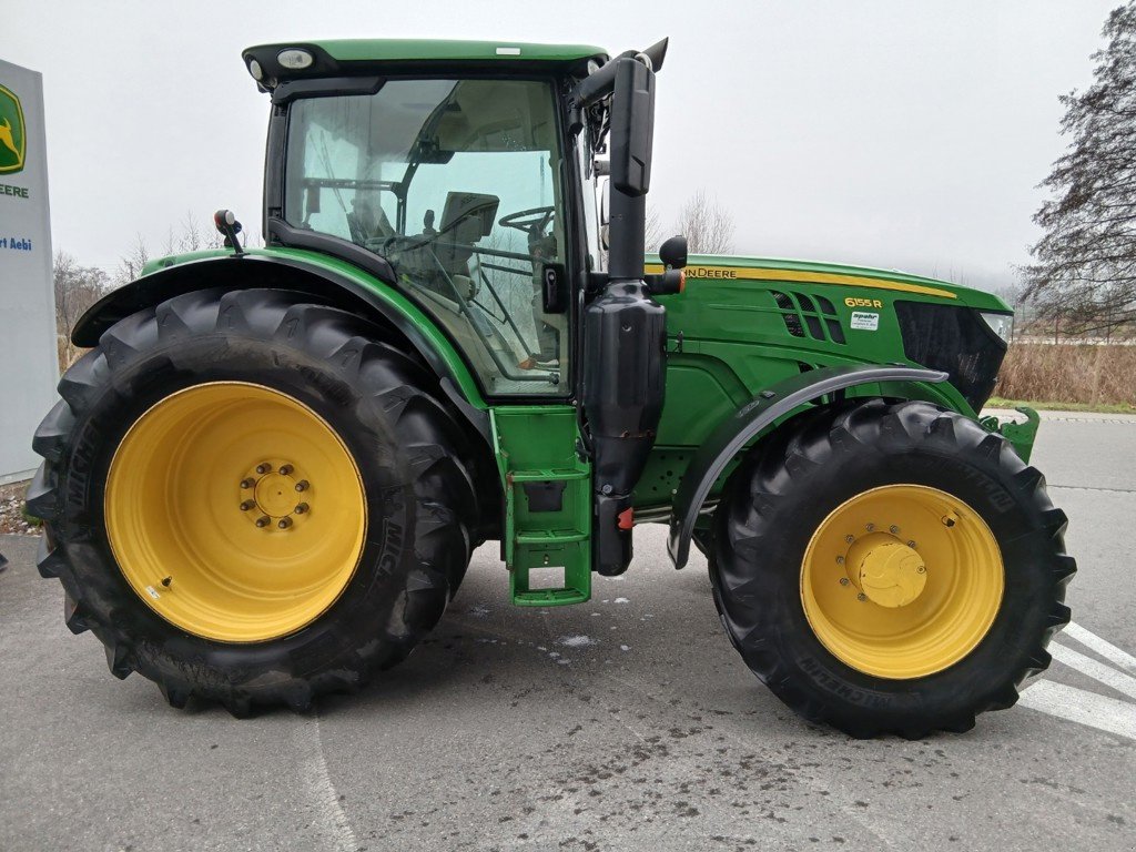 Traktor du type John Deere 6155R, Gebrauchtmaschine en Lengnau (Photo 2)