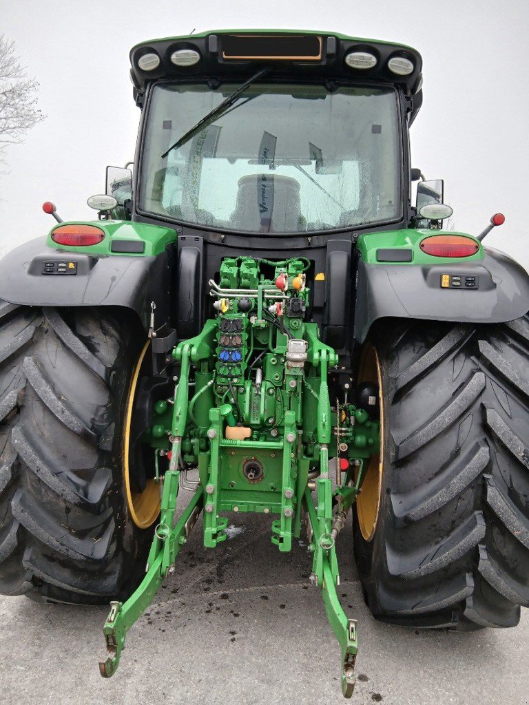 Traktor типа John Deere 6155R, Gebrauchtmaschine в Lengnau (Фотография 4)
