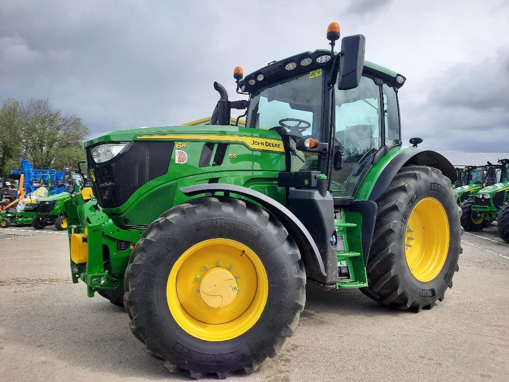 Traktor des Typs John Deere 6155R, Gebrauchtmaschine in CHEMAUDIN ET VAUX (Bild 1)