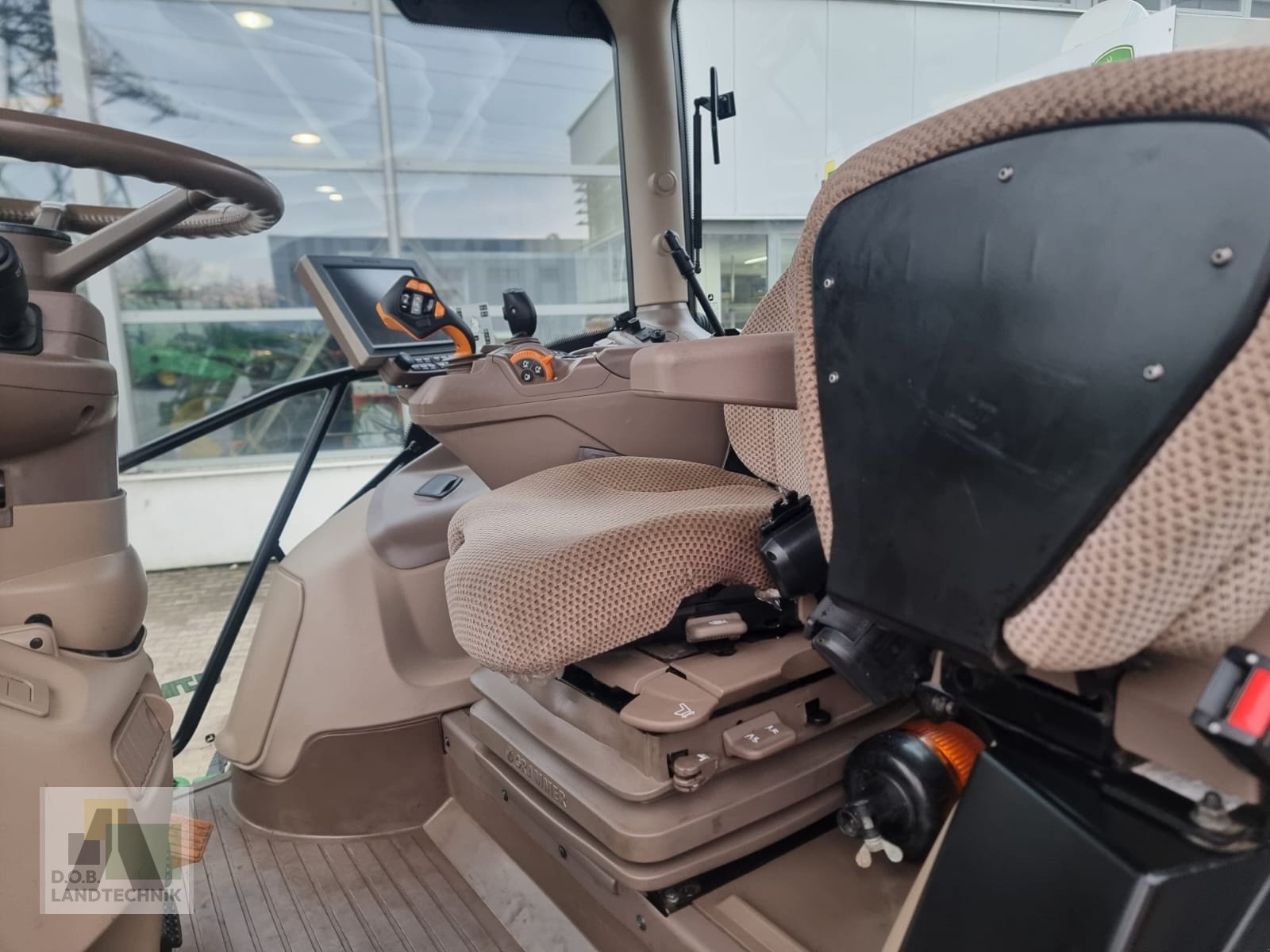 Traktor typu John Deere 6155R, Gebrauchtmaschine v Regensburg (Obrázek 27)