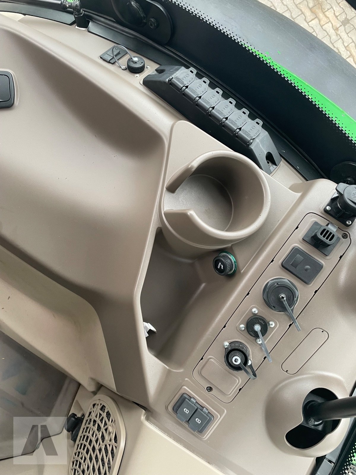 Traktor Türe ait John Deere 6155R, Gebrauchtmaschine içinde Regensburg (resim 19)