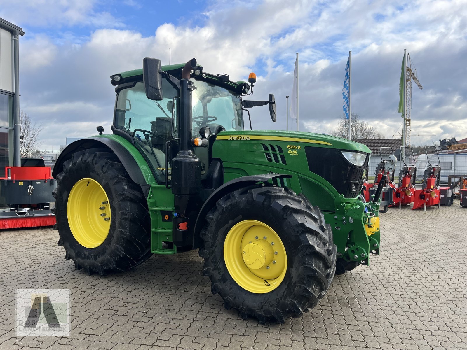 Traktor of the type John Deere 6155R, Gebrauchtmaschine in Langweid am Lech (Picture 4)
