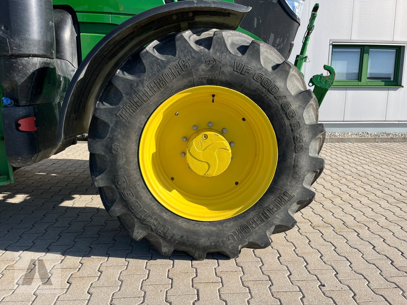 Traktor от тип John Deere 6155R, Gebrauchtmaschine в Tettenweis I Karpfham (Снимка 8)