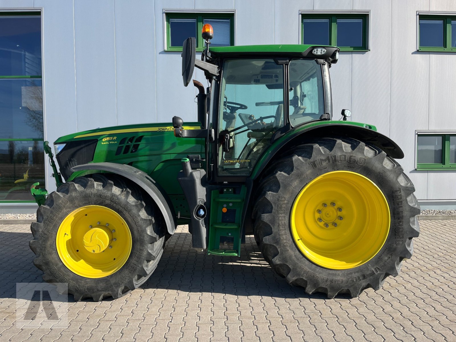Traktor от тип John Deere 6155R, Gebrauchtmaschine в Tettenweis I Karpfham (Снимка 11)