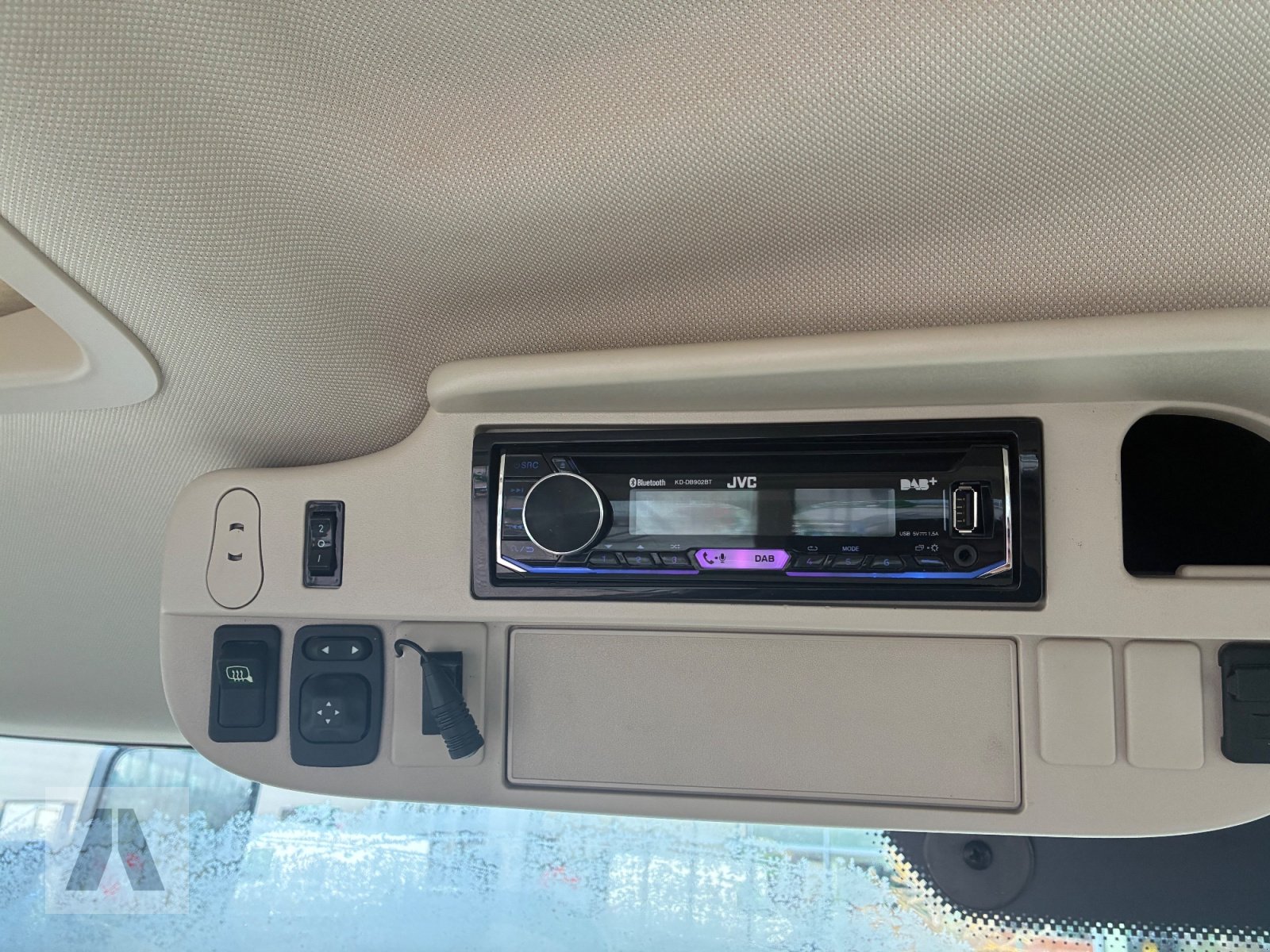 Traktor za tip John Deere 6155R, Gebrauchtmaschine u Langweid am Lech (Slika 9)