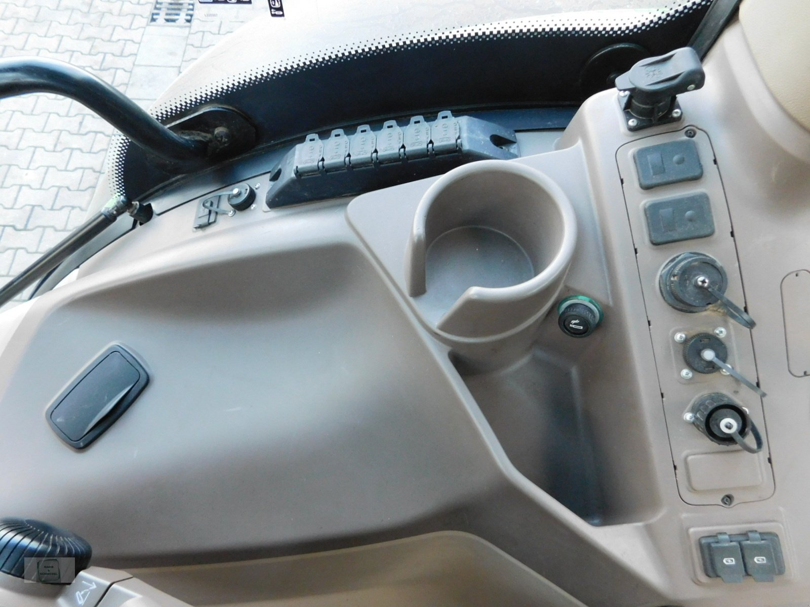 Traktor des Typs John Deere 6155R, Gebrauchtmaschine in Gross-Bieberau (Bild 22)