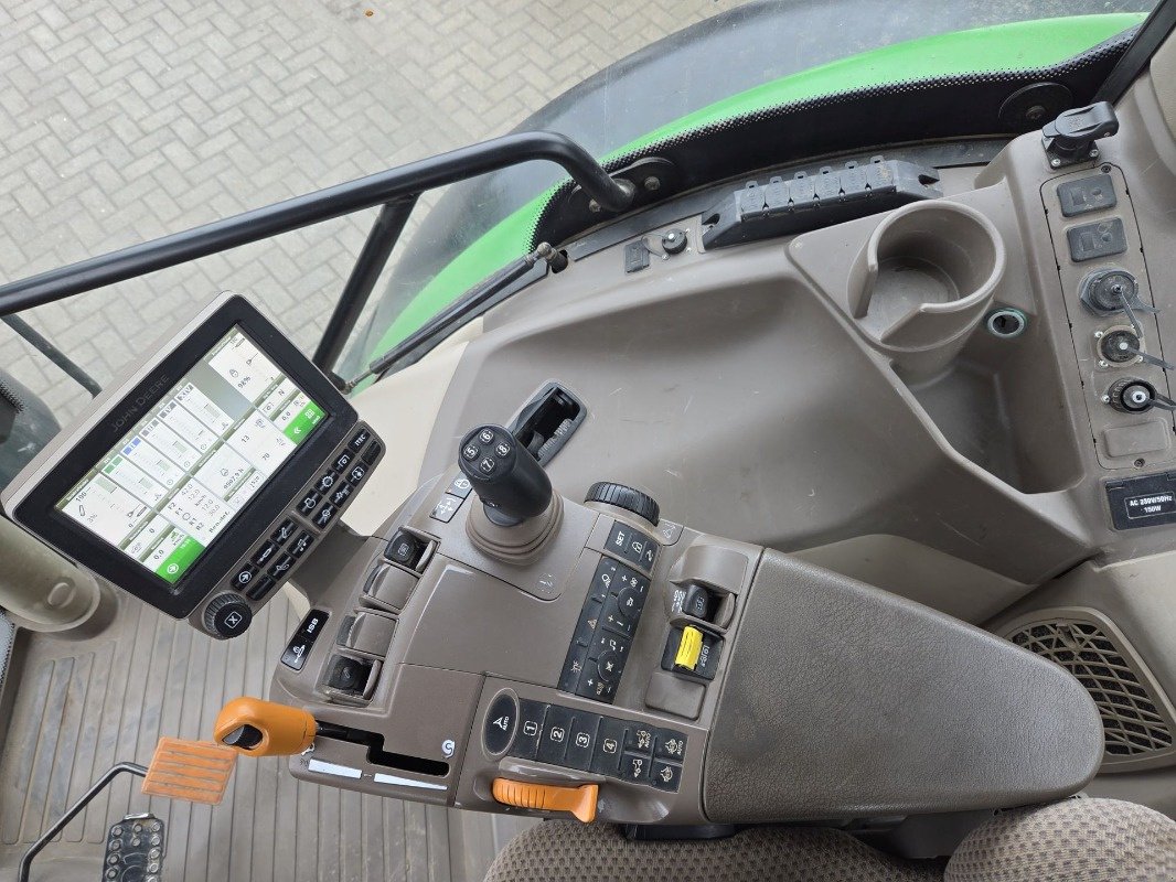 Traktor типа John Deere 6155R, Gebrauchtmaschine в Neubrandenburg (Фотография 5)
