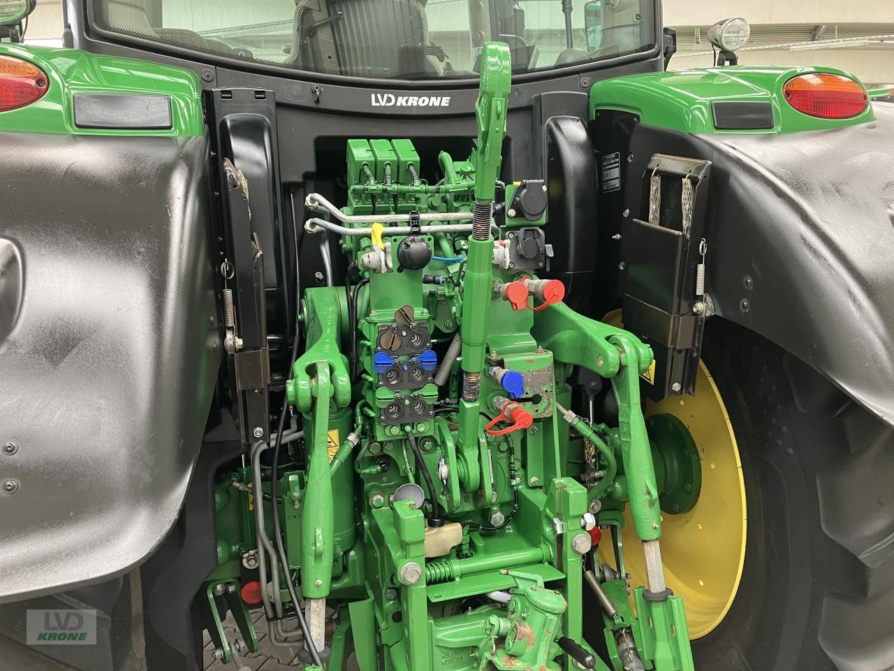 Traktor des Typs John Deere 6155R, Gebrauchtmaschine in Spelle (Bild 8)