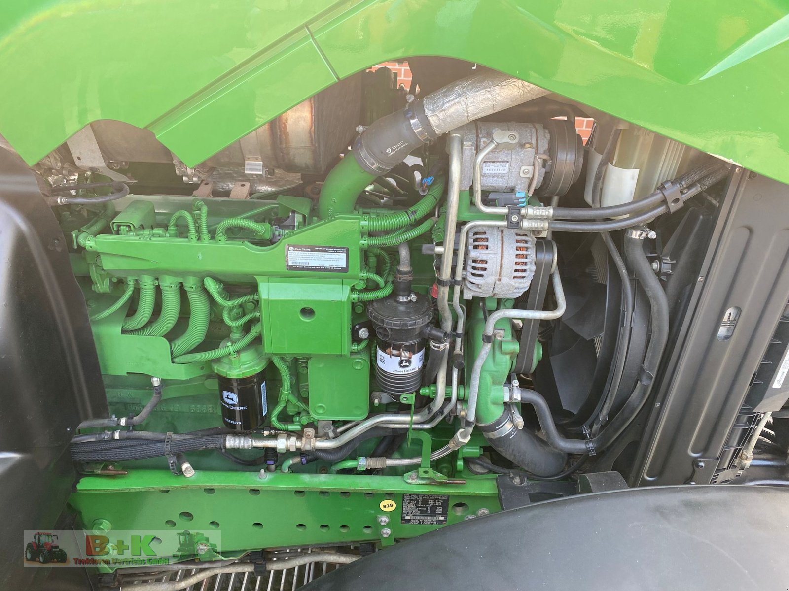 Traktor of the type John Deere 6155R, Gebrauchtmaschine in Kettenkamp (Picture 14)