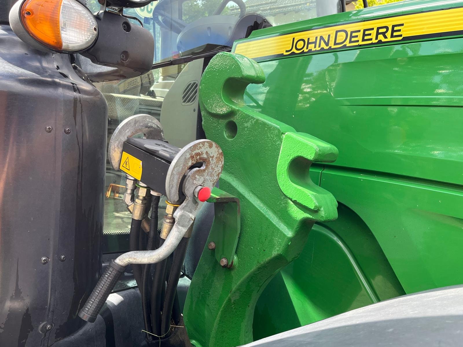 Traktor of the type John Deere 6155R, Gebrauchtmaschine in Schmallenberg (Picture 4)