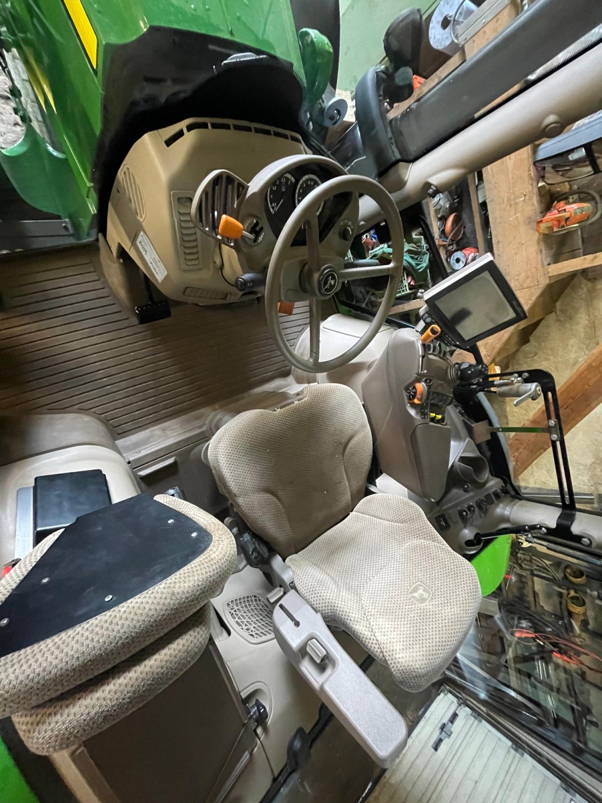 Traktor of the type John Deere 6155R, Gebrauchtmaschine in Schmallenberg (Picture 6)