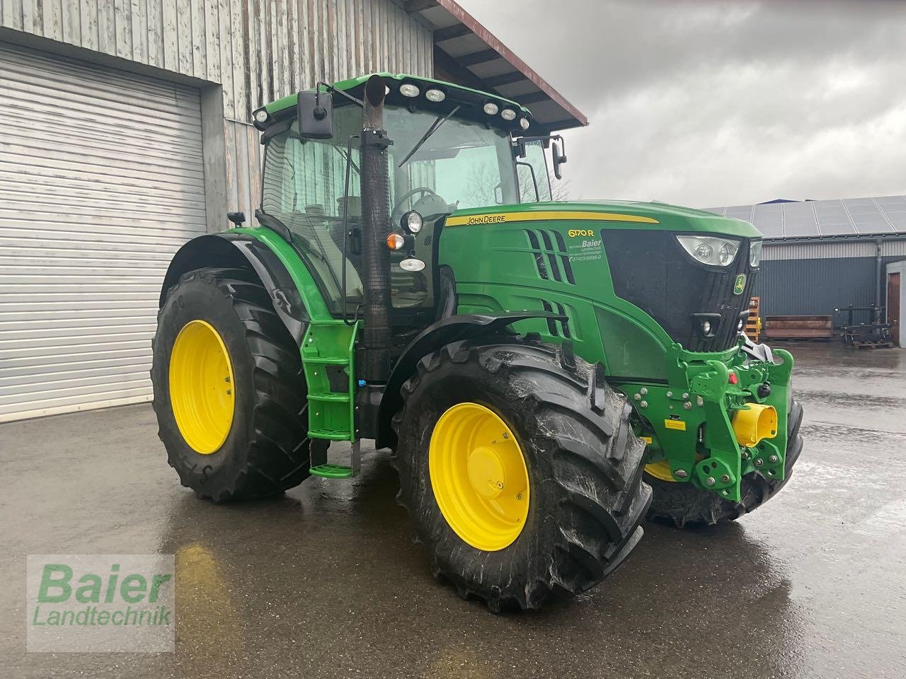 Traktor of the type John Deere 6170 R, Gebrauchtmaschine in OBERNDORF-HOCHMOESSINGEN (Picture 1)