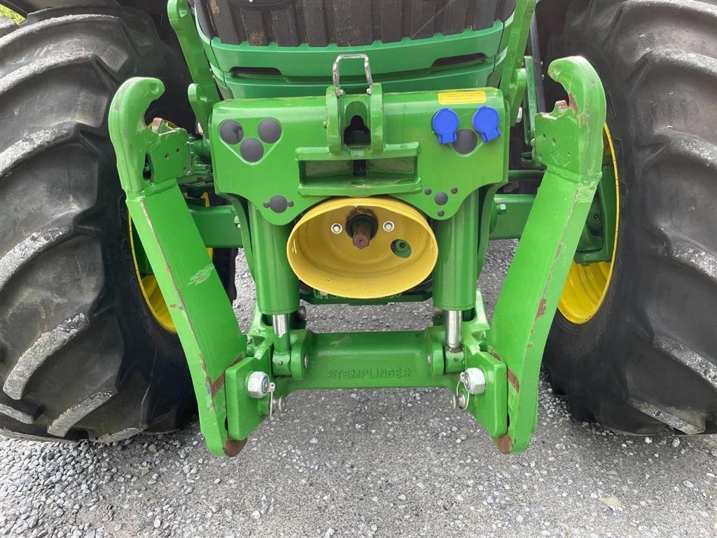 Traktor of the type John Deere 6170M 40 km/t PowerQuad. Front PTO., Gebrauchtmaschine in Kolding (Picture 2)