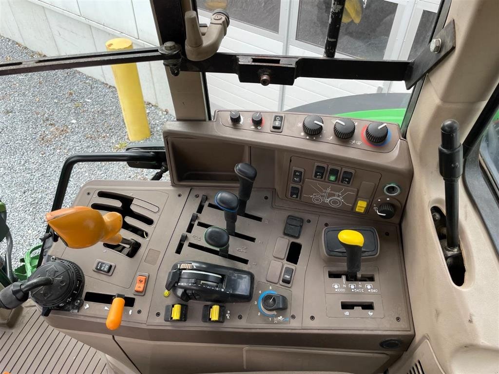 Traktor of the type John Deere 6170M 40 km/t PowerQuad. Front PTO., Gebrauchtmaschine in Kolding (Picture 12)