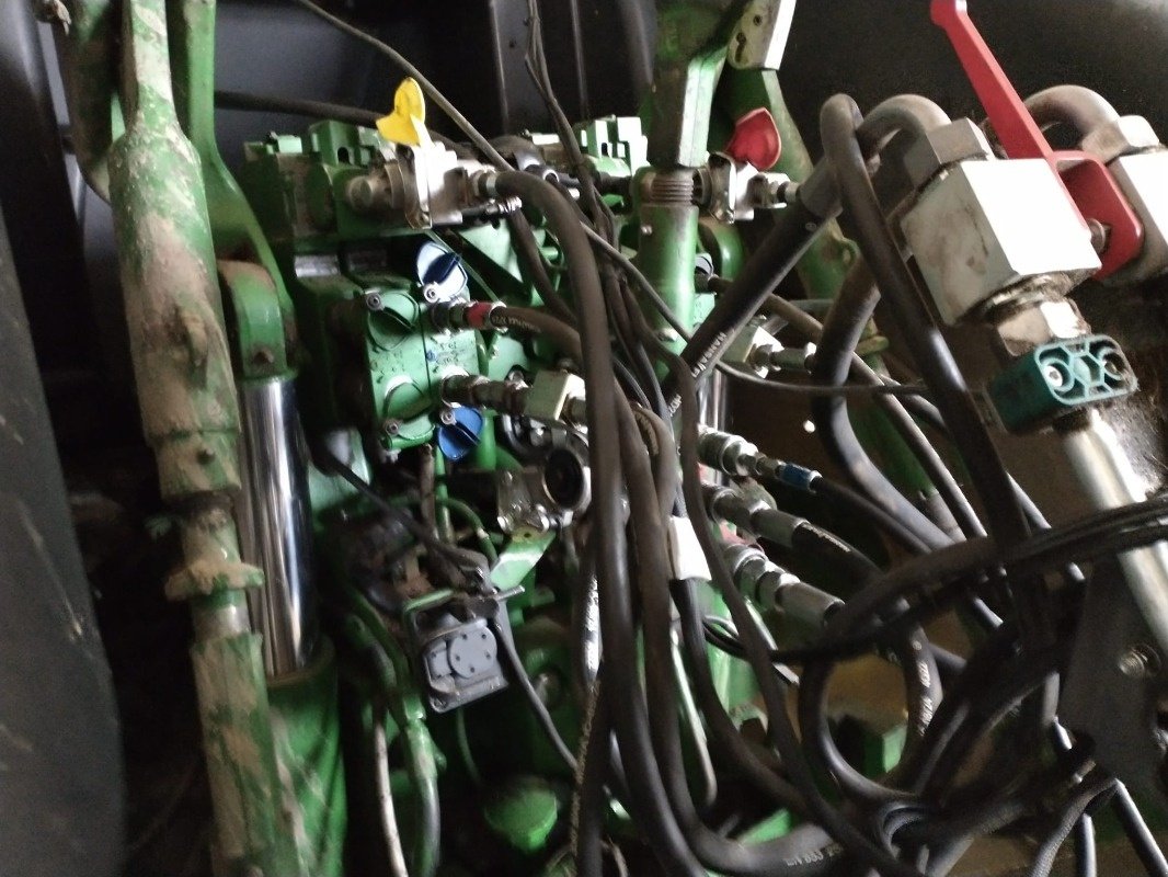 Traktor typu John Deere 6170R MY14 AP 40, Gebrauchtmaschine w Plau am See / OT Klebe (Zdjęcie 3)