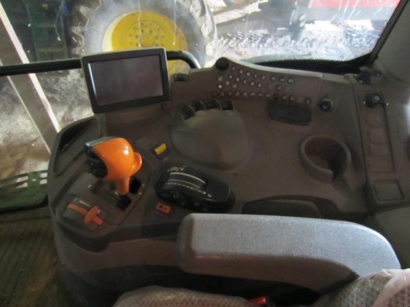 Traktor tip John Deere 6170R, Gebrauchtmaschine in PITHIVIERS Cedex (Poză 6)