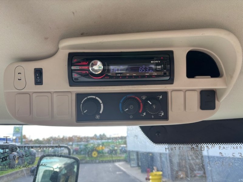 Traktor типа John Deere 6170R, Gebrauchtmaschine в SAINTE-MENEHOULD (Фотография 3)