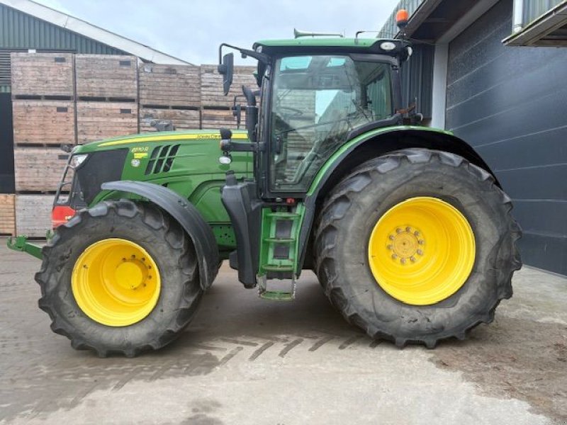 Traktor des Typs John Deere 6170R, Gebrauchtmaschine in St. - Jacobiparochie (Bild 4)