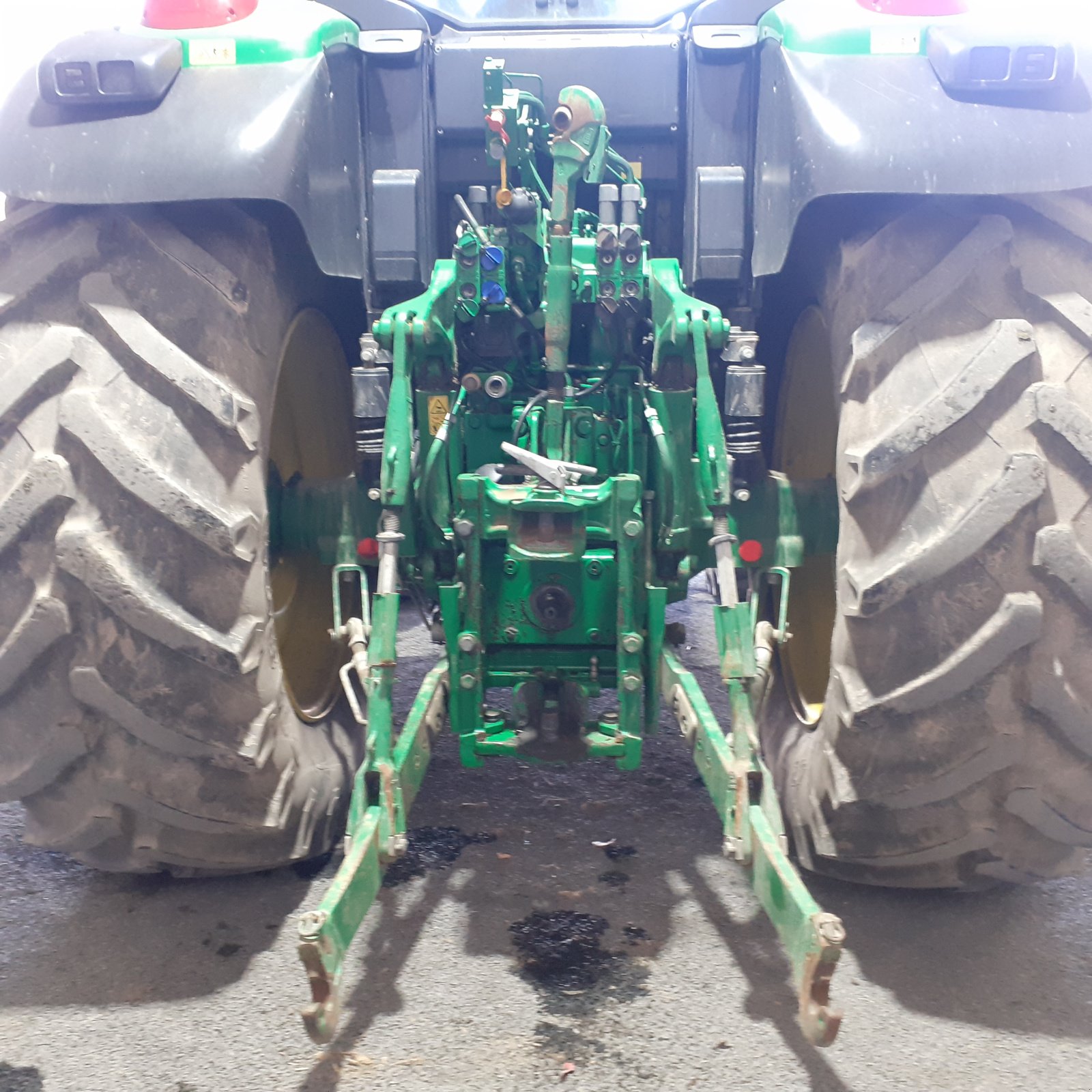 Traktor van het type John Deere 6175 M, Gebrauchtmaschine in HERLIN LE SEC (Foto 7)