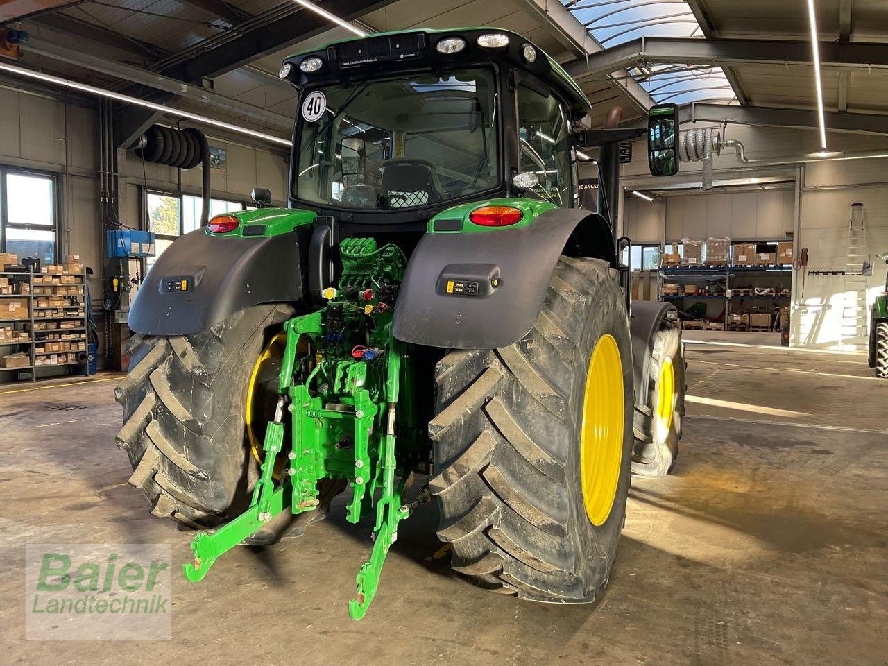Traktor typu John Deere 6175 R, Gebrauchtmaschine v OBERNDORF-HOCHMOESSINGEN (Obrázek 3)