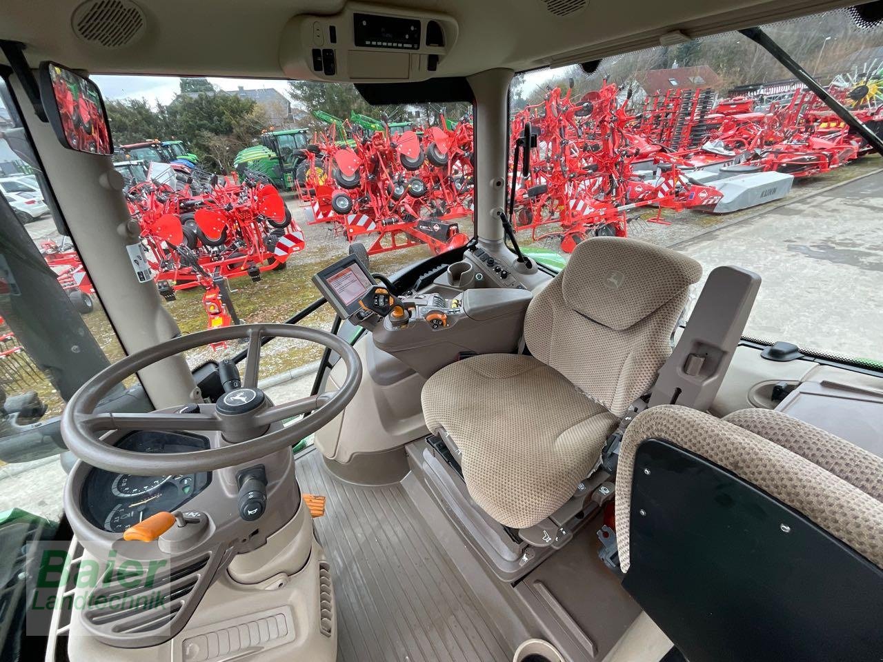 Traktor del tipo John Deere 6175 R, Gebrauchtmaschine en OBERNDORF-HOCHMOESSINGEN (Imagen 6)