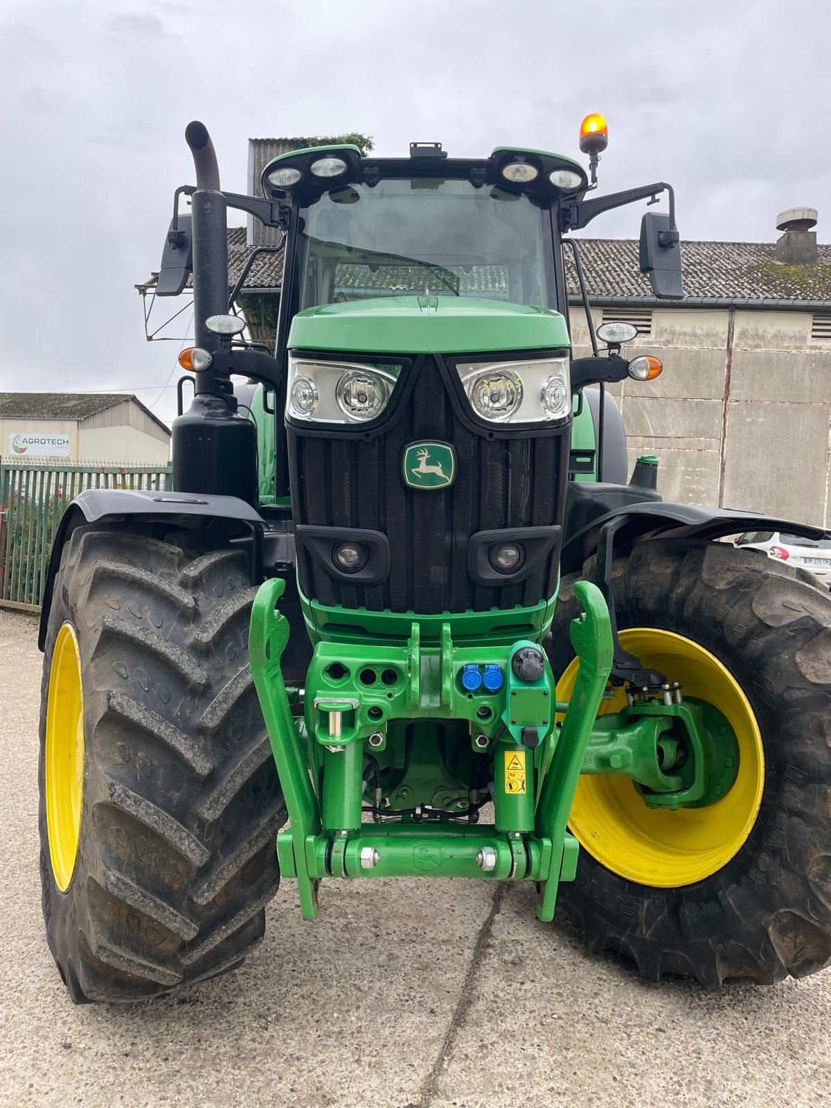 Traktor typu John Deere 6175M, Gebrauchtmaschine v BOSC LE HARD (Obrázek 3)