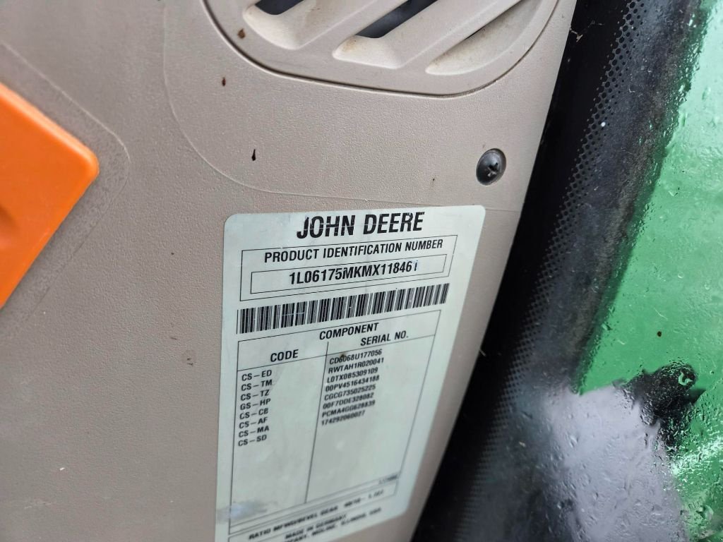 Traktor of the type John Deere 6175M, Gebrauchtmaschine in ATHIS (Picture 5)