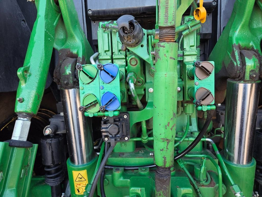 Traktor del tipo John Deere 6175M, Gebrauchtmaschine en SAINTENY (Imagen 10)