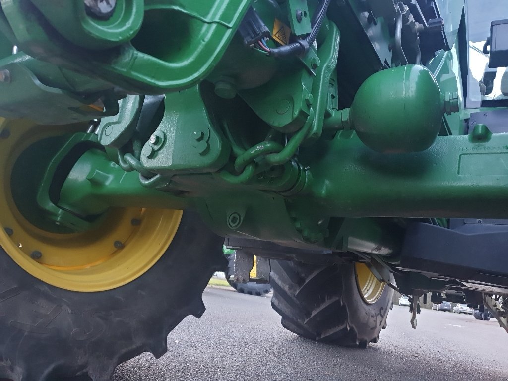Traktor του τύπου John Deere 6175M, Gebrauchtmaschine σε MAYENNE (Φωτογραφία 10)