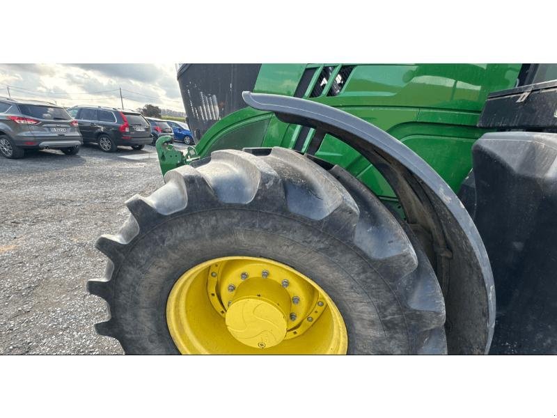 Traktor des Typs John Deere 6175M, Gebrauchtmaschine in Richebourg (Bild 5)