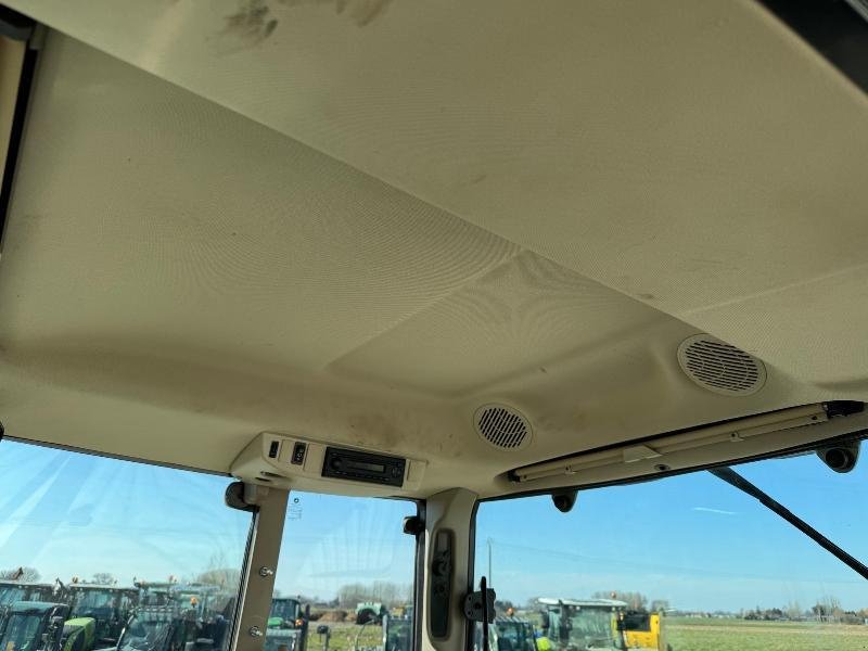 Traktor des Typs John Deere 6175M, Gebrauchtmaschine in Richebourg (Bild 8)