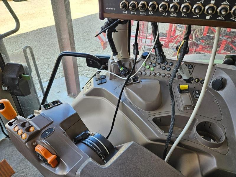 Traktor типа John Deere 6175M, Gebrauchtmaschine в LE PONT CHRETIEN (Фотография 6)