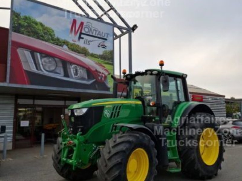 Traktor от тип John Deere 6175M, Gebrauchtmaschine в LOMBEZ