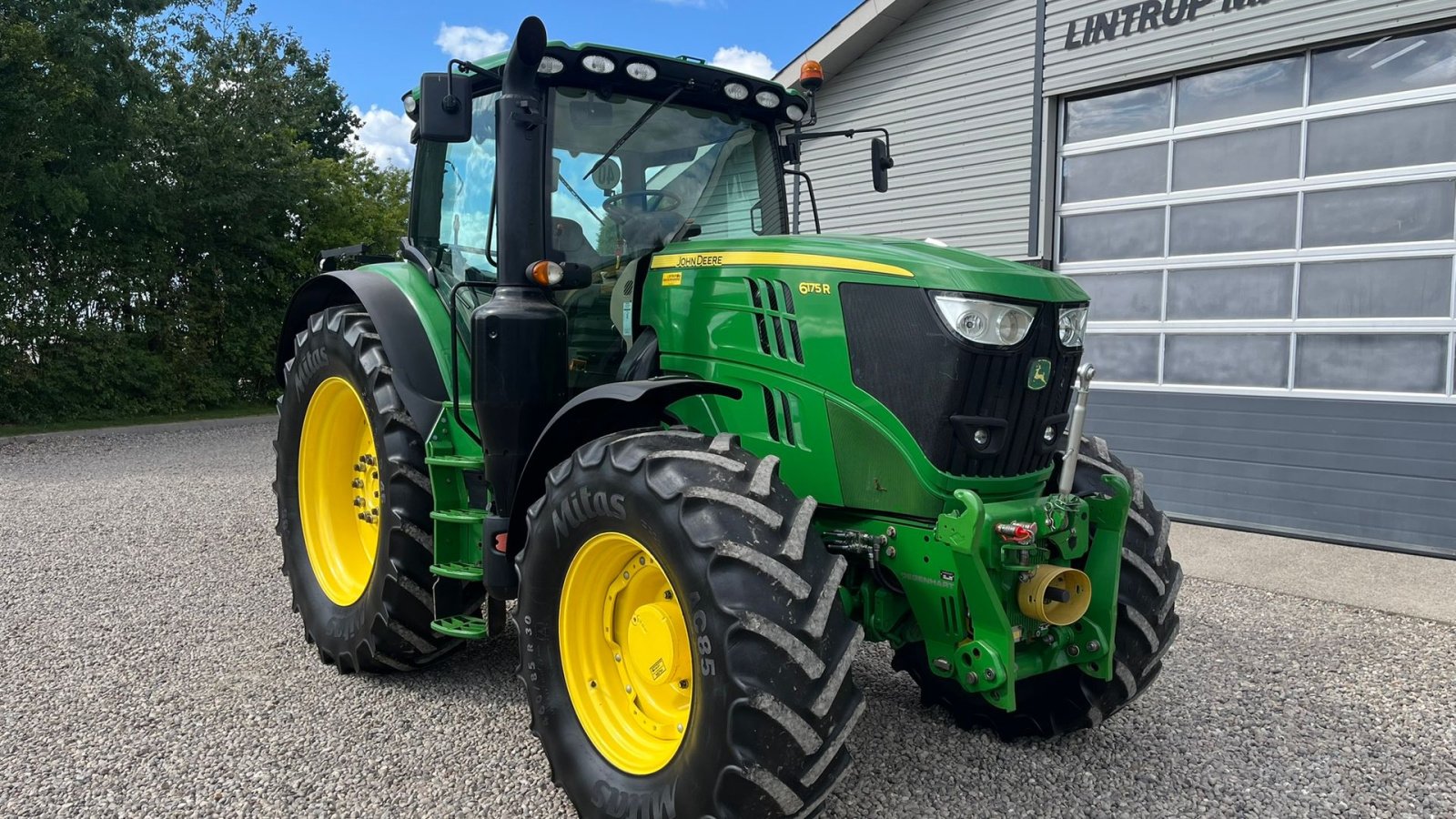 Traktor του τύπου John Deere 6175R Med frontlift og frontPTO samt luft anlæg, Gebrauchtmaschine σε Lintrup (Φωτογραφία 18)