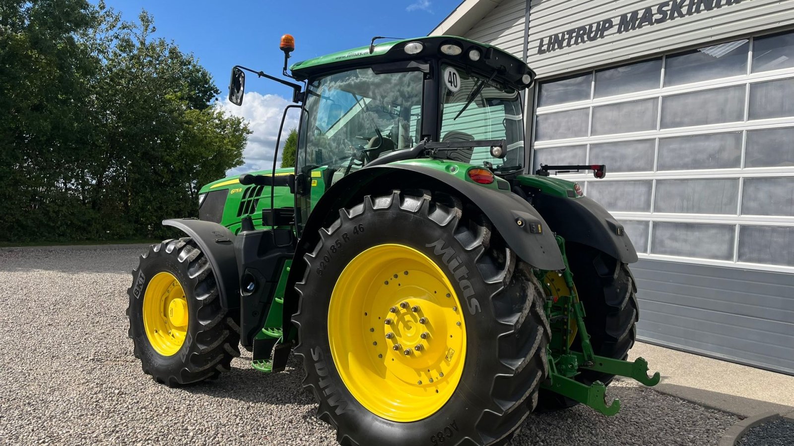 Traktor του τύπου John Deere 6175R Med frontlift og frontPTO samt luft anlæg, Gebrauchtmaschine σε Lintrup (Φωτογραφία 3)