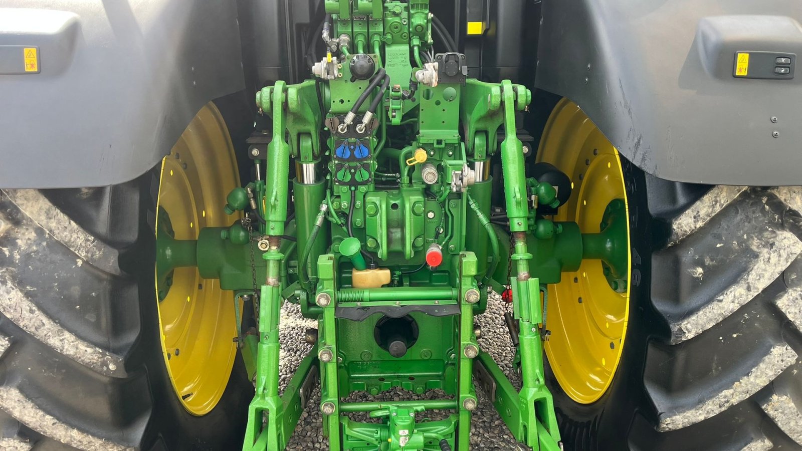 Traktor του τύπου John Deere 6175R Med frontlift og frontPTO samt luft anlæg, Gebrauchtmaschine σε Lintrup (Φωτογραφία 5)