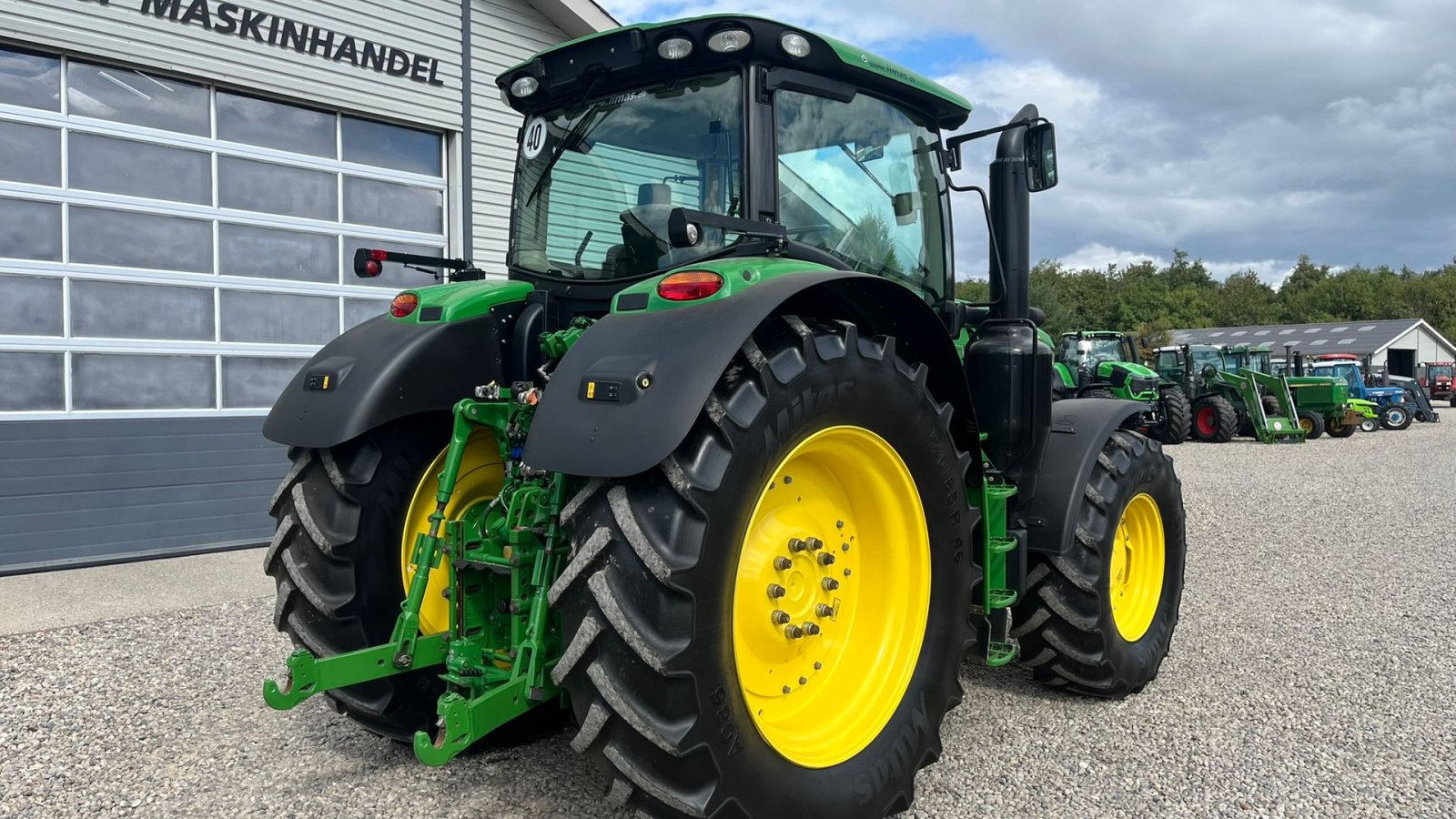 Traktor του τύπου John Deere 6175R Med frontlift og frontPTO samt luft anlæg, Gebrauchtmaschine σε Lintrup (Φωτογραφία 15)