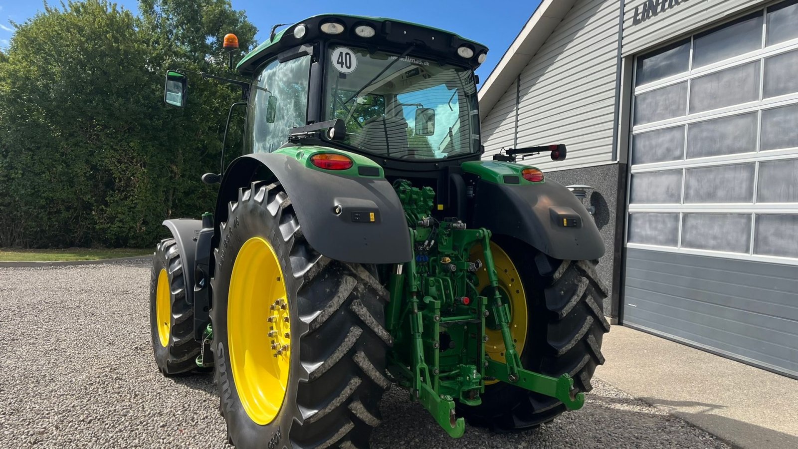 Traktor του τύπου John Deere 6175R Med frontlift og frontPTO samt luft anlæg, Gebrauchtmaschine σε Lintrup (Φωτογραφία 13)