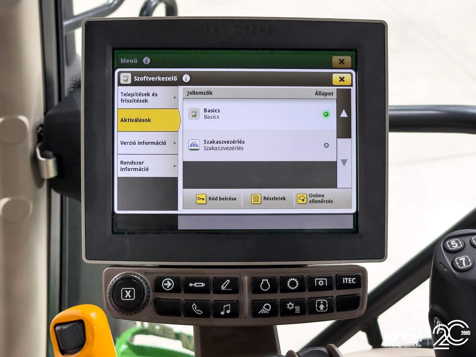 Traktor of the type John Deere 6175R, Gebrauchtmaschine in Csengele (Picture 22)