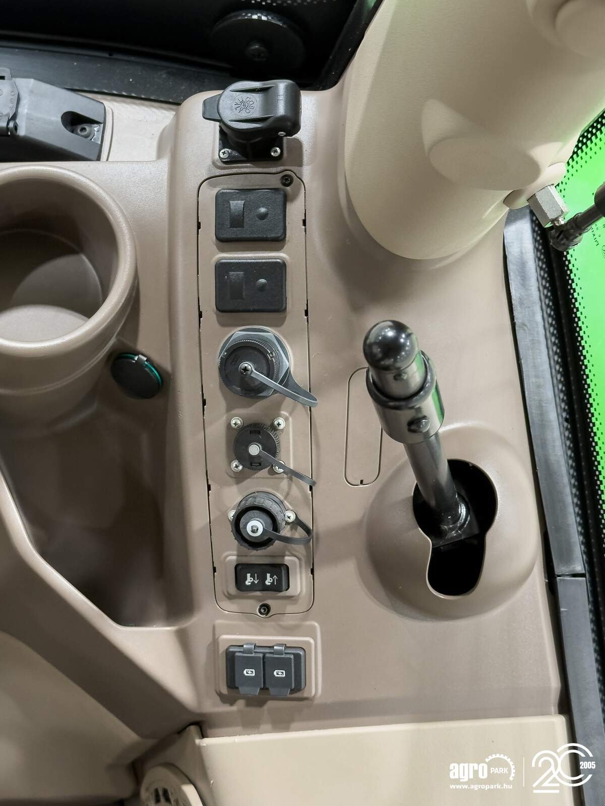 Traktor of the type John Deere 6175R, Gebrauchtmaschine in Csengele (Picture 24)