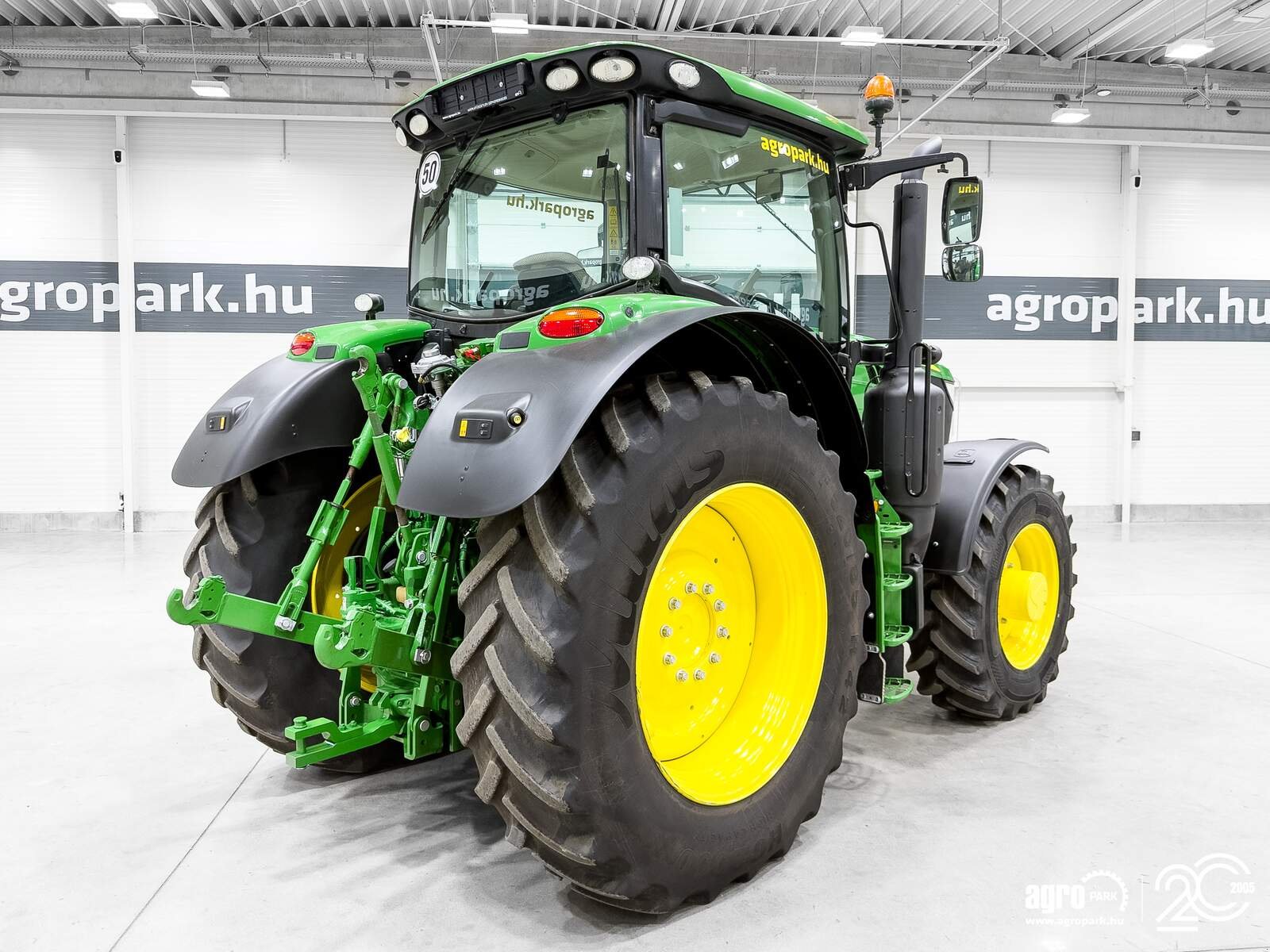 Traktor of the type John Deere 6175R, Gebrauchtmaschine in Csengele (Picture 4)