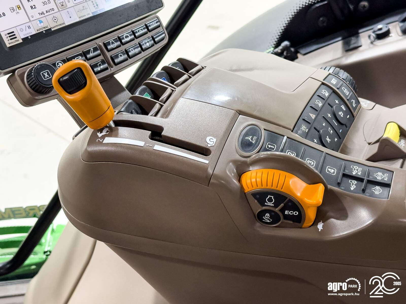 Traktor of the type John Deere 6175R, Gebrauchtmaschine in Csengele (Picture 13)